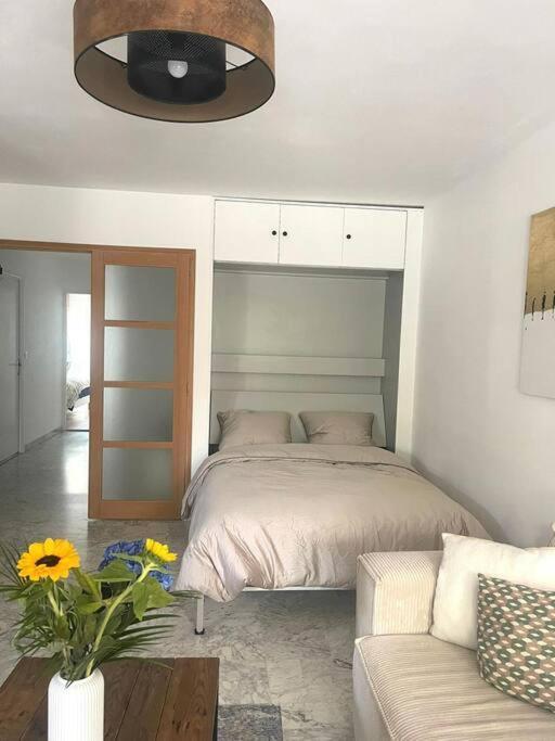 Appartamento Cosy 2 P,a Deux Pas De La Plage, Calme-parking Nizza