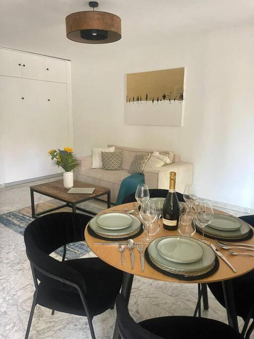 Cosy 2 P,a Deux Pas De La Plage, Calme-parking * Nizza