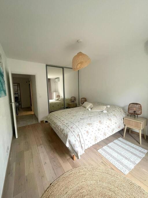 Appartamento Cosy 2 P,a Deux Pas De La Plage, Calme-parking Nizza